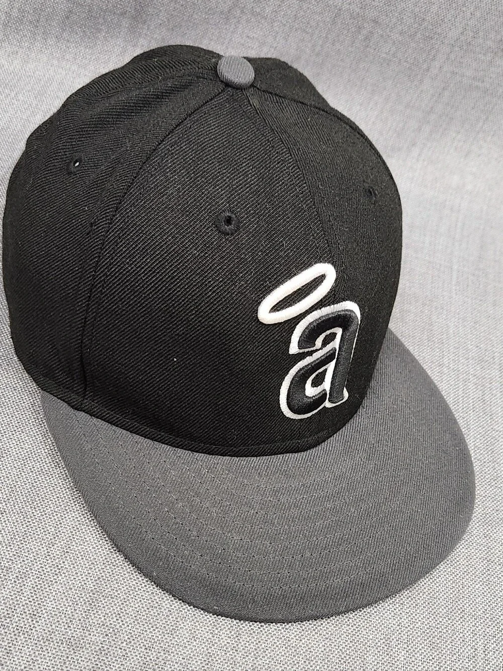 New Era LA Angeles Black and Grey Fitted Hat. 7